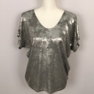 Kim and Cami size medium  shiny silver Blouse
